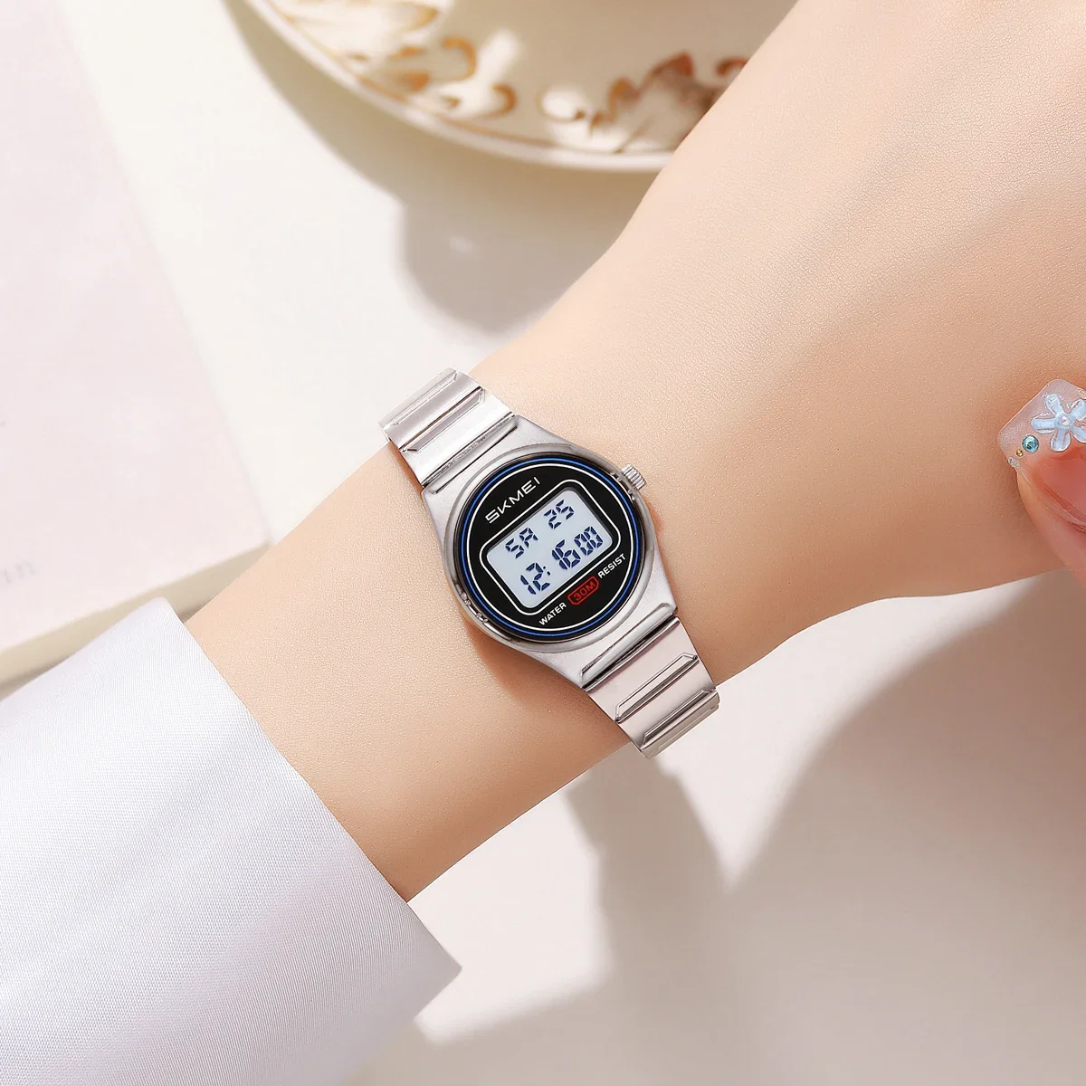 SKMEI 2338 Watch Small Digital - Home Security Electronics recensione e prezzo